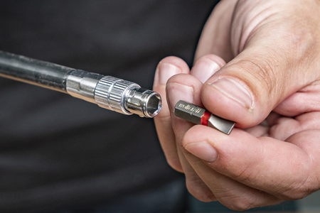 Hand Screwdriver With Flexible Shaft - Image 8