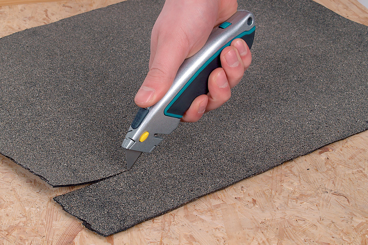 Quick-Change Trapezium Blade Knife with Retractable Blade - Image 3