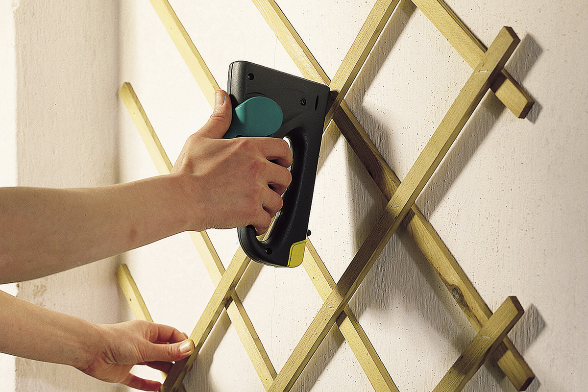 tacocraft P 14+ Hand Stapler - Image 7