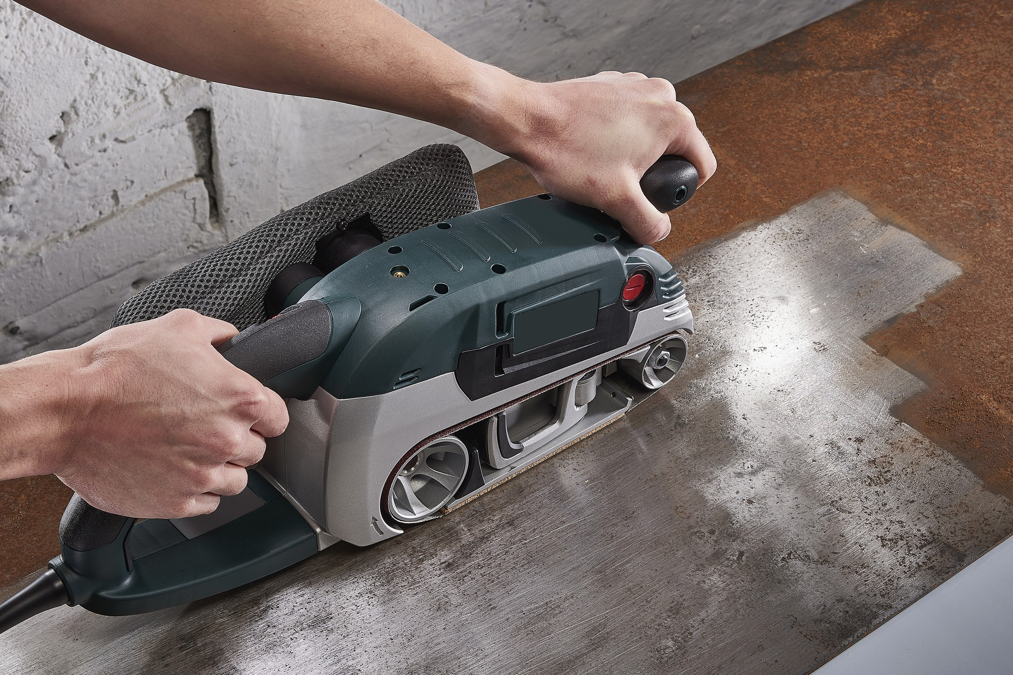 Fabric Sanding Belts 100 x 610 mm - Image 3