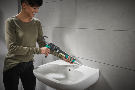 MG 400 ERGO Caulking Gun
