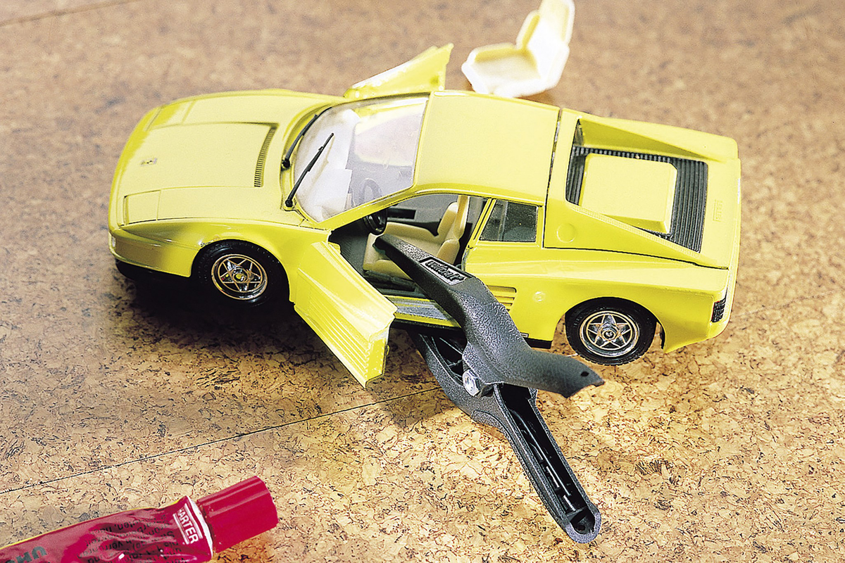 60 Pointed Spring Clamp - Image 3