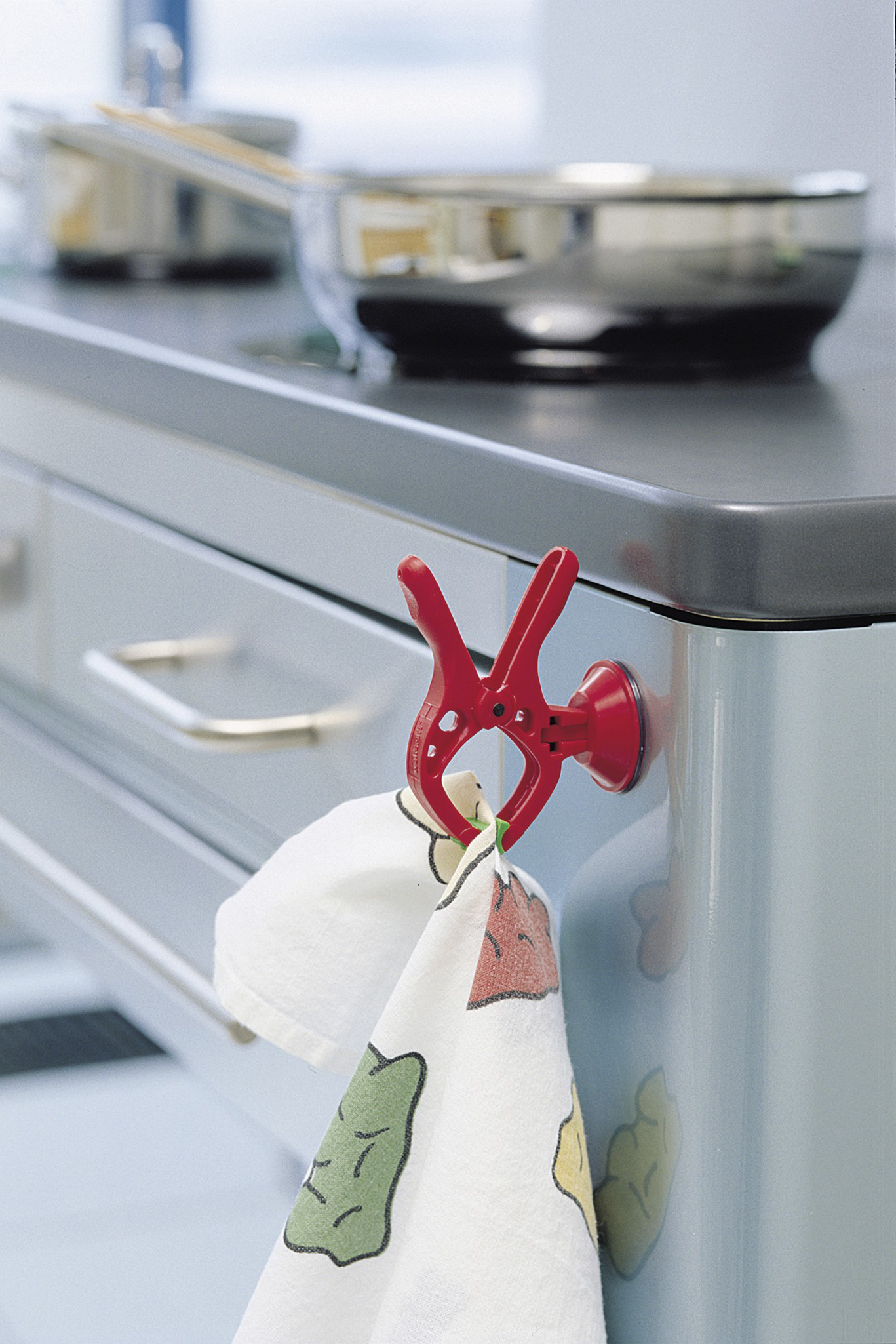 4 MINI 20 Spring Clamps With Suction Cup