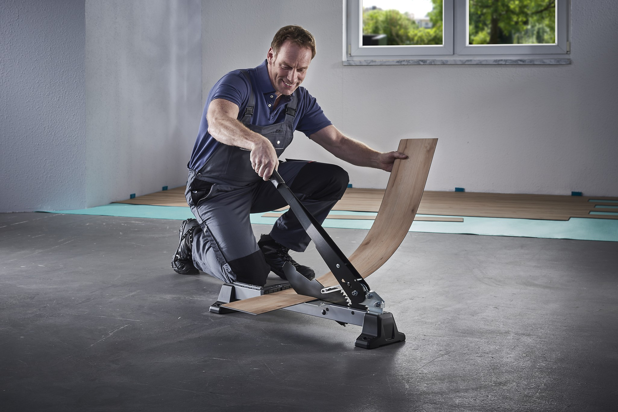 VLC 1000 Vinyl and Laminate Cutter - Image 5