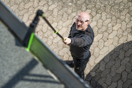 Full-View Goggles - Image 2