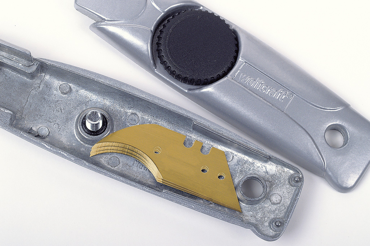 Multi-Purpose Fixed-Blade Knife with Crescent-Shaped Blades