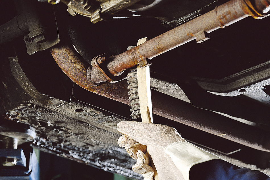 Steel Wire Hand Brush, 4 Rows - Image 2