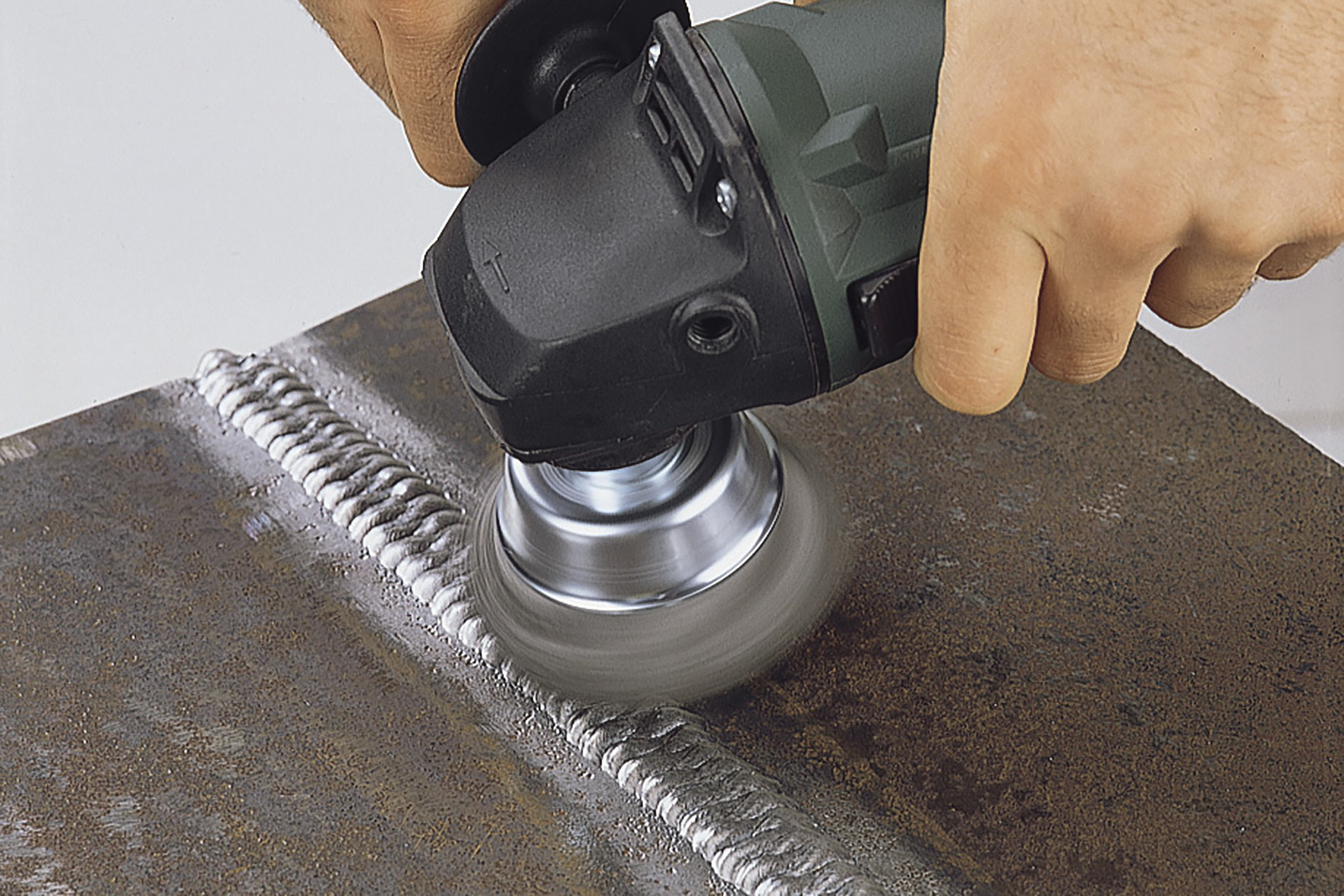 Stainless Steel Wire Cup Brush, twisted - Image 2