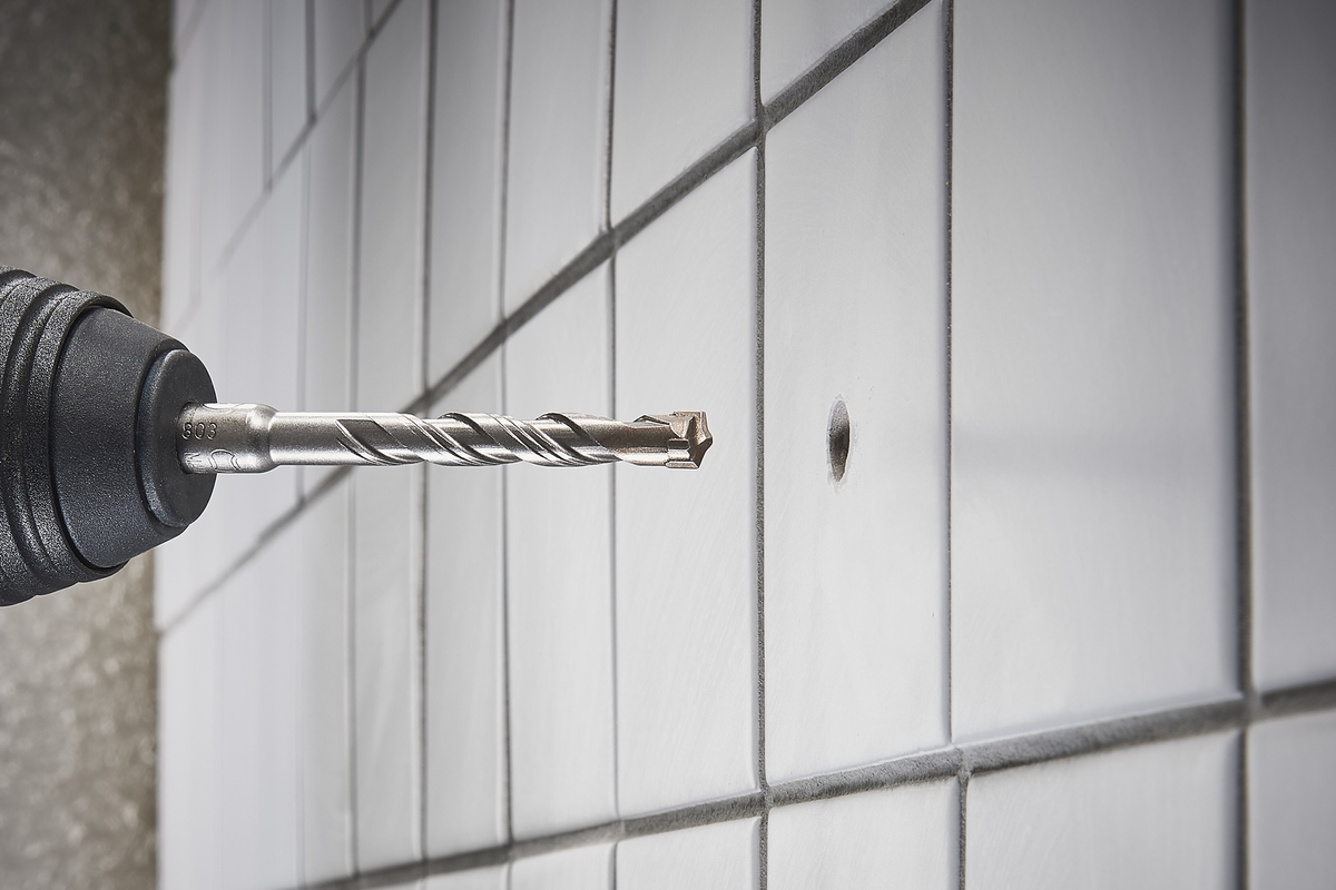 “Professional 4-cut” Concrete Drill Bit, Tungsten Carbide Tipped, SDS-plus - Image 2