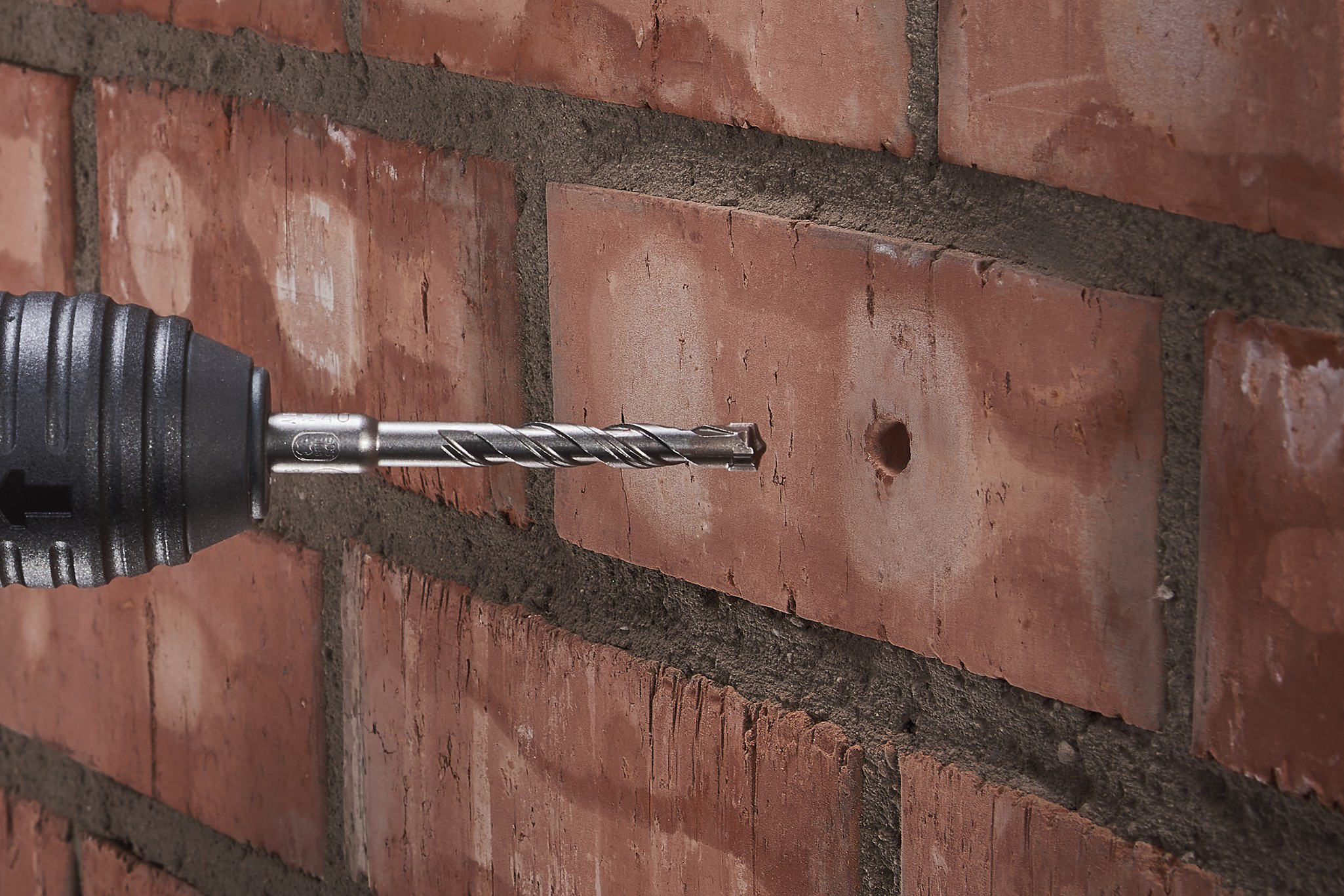 “Professional 4-cut” Concrete Drill Bit, Tungsten Carbide Tipped, SDS-plus