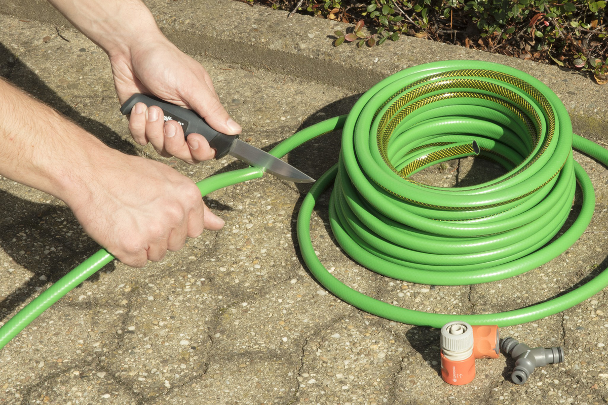 Outdoor Knife with Smooth Blade and Sheath - Image 5