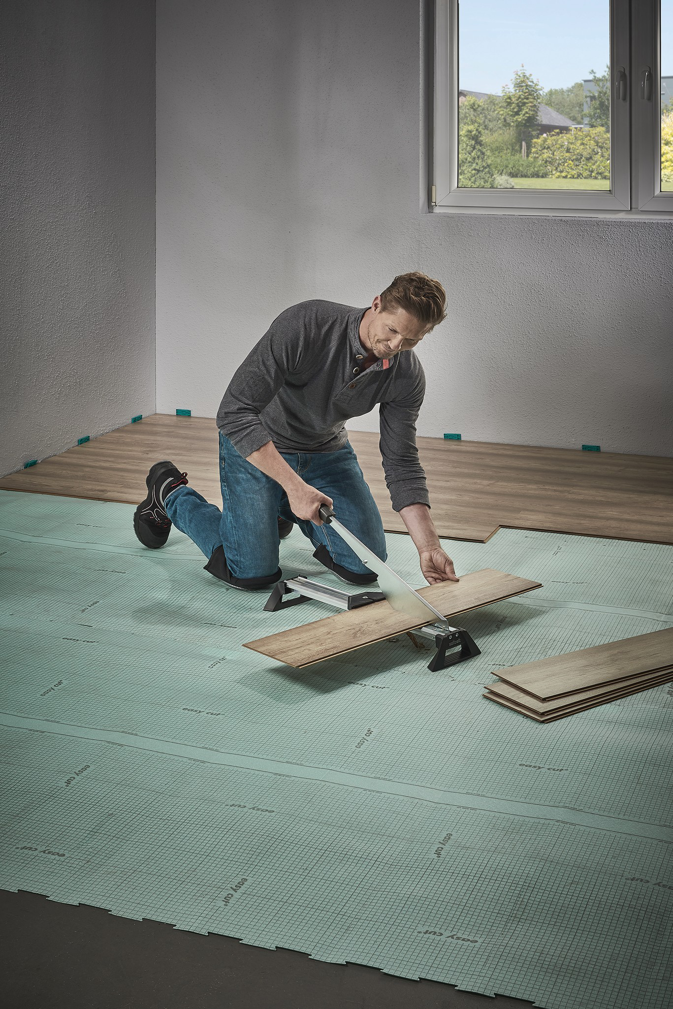 LC 600 laminate cutter