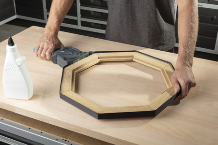 One-Hand Frame Clamp