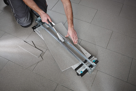 TC 710 PM Tile Cutter, metal design