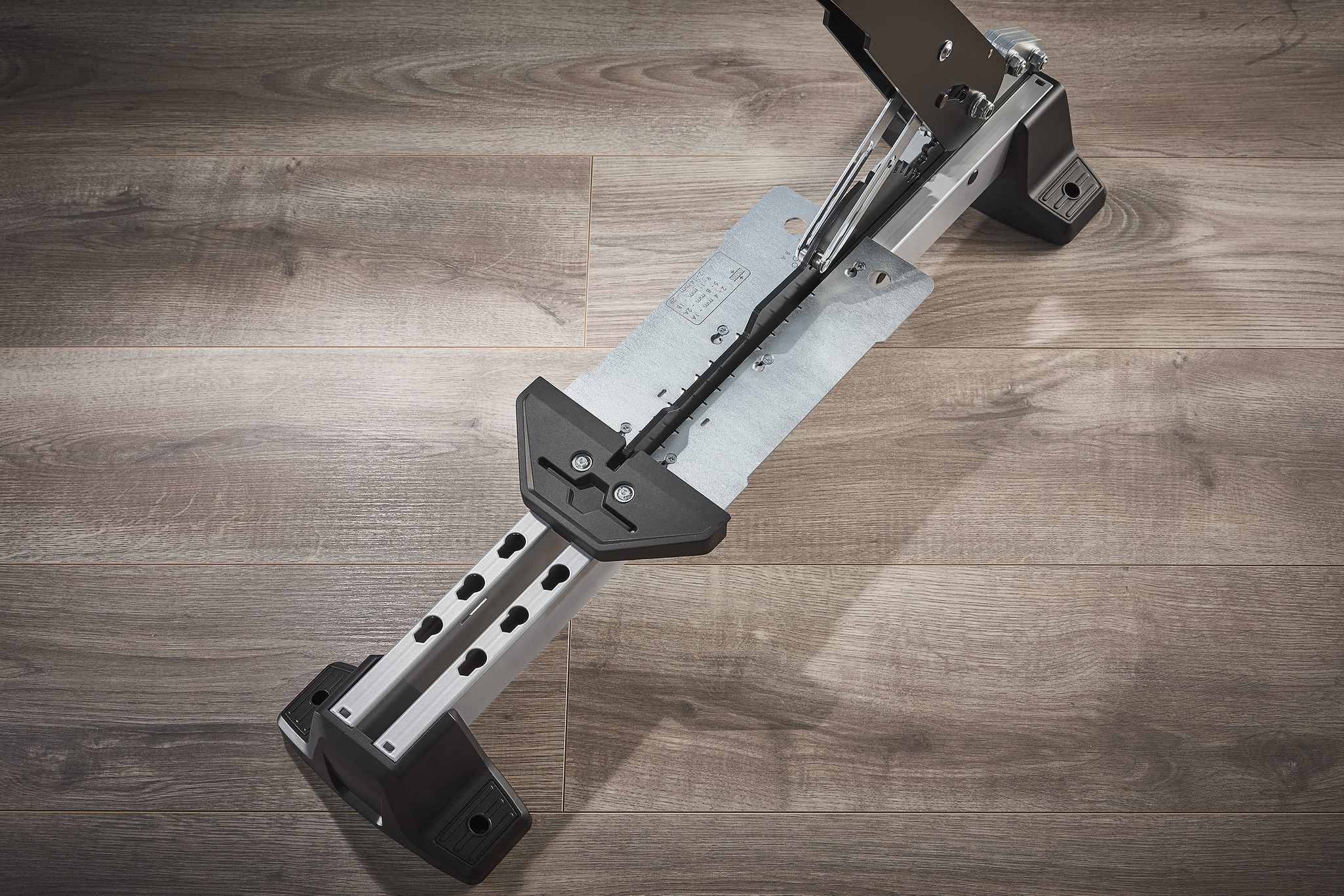 VLC 1000 Vinyl and Laminate Cutter - Image 6