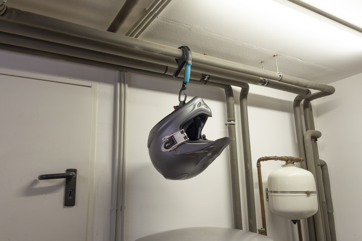 Spring Clamp With Hook 50 mm - Image 5