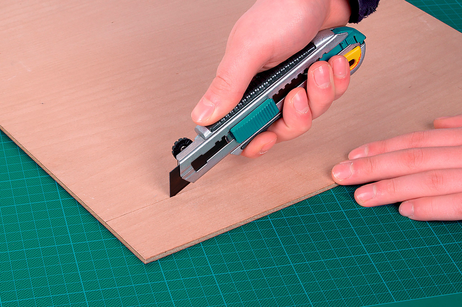 Professional Snap-Off Blade Knife, 18 mm