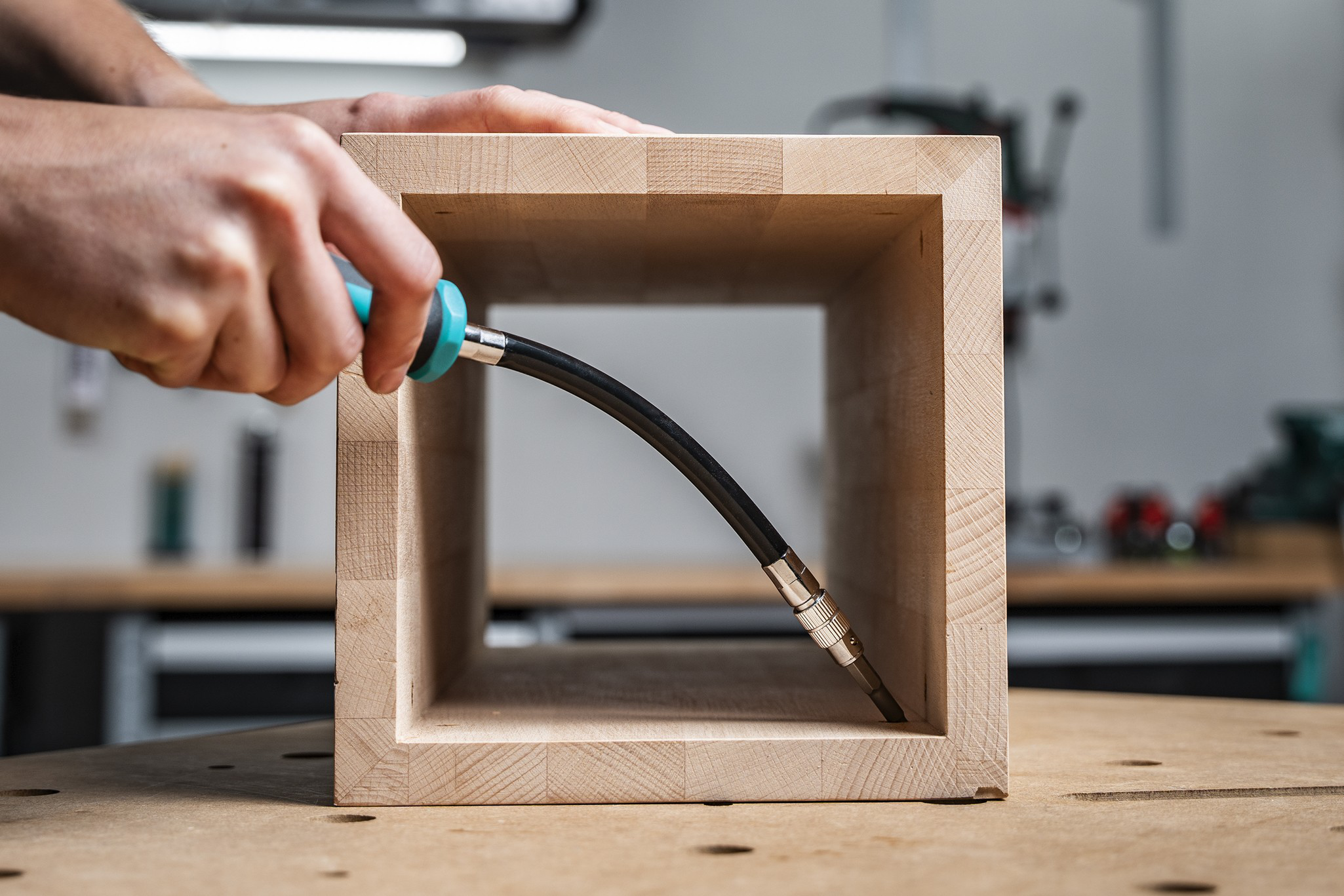 Hand Screwdriver with Flexible Shaft
