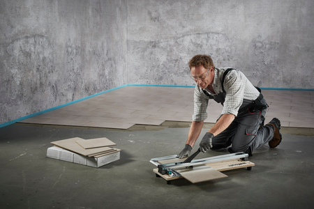 TC 610 W Tile Cutter, base plate made of multiplex