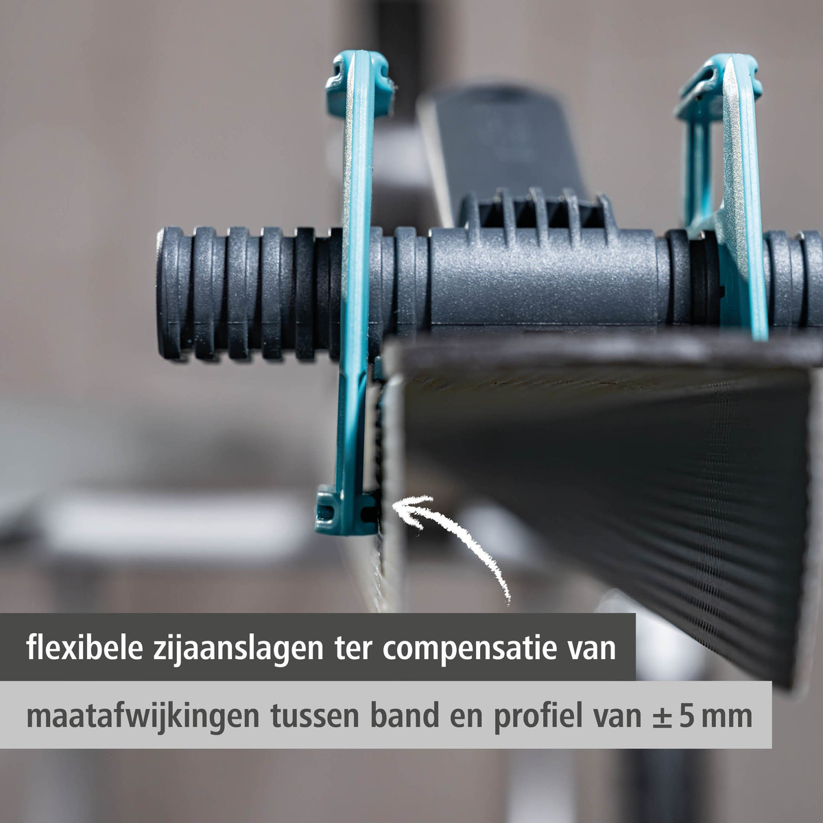 Drywall Installation Aid for Sealing Tapes (nl)