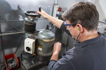 Earplugs with Cord - Image 4