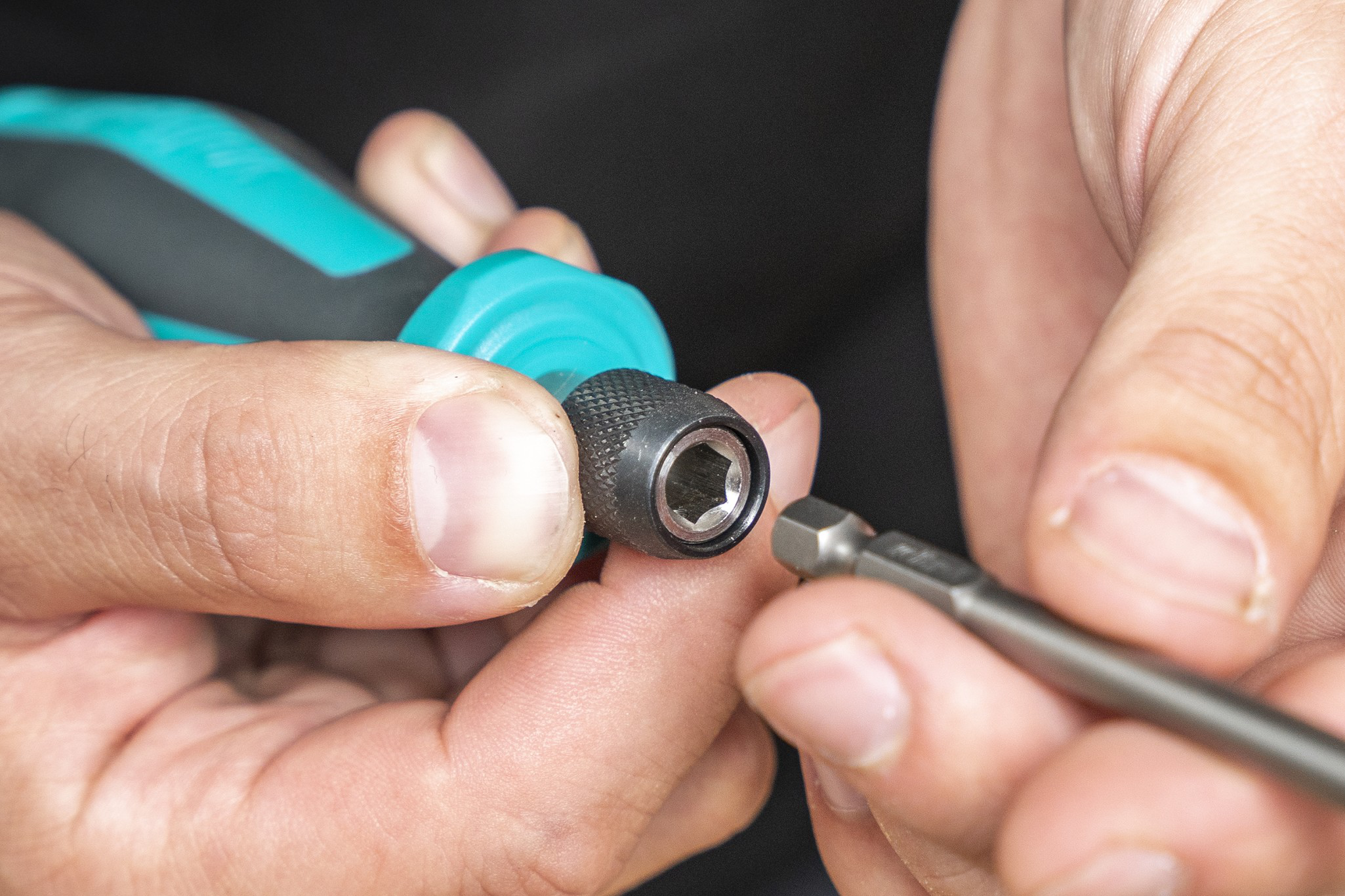 Hand Screwdriver With Bit Socket