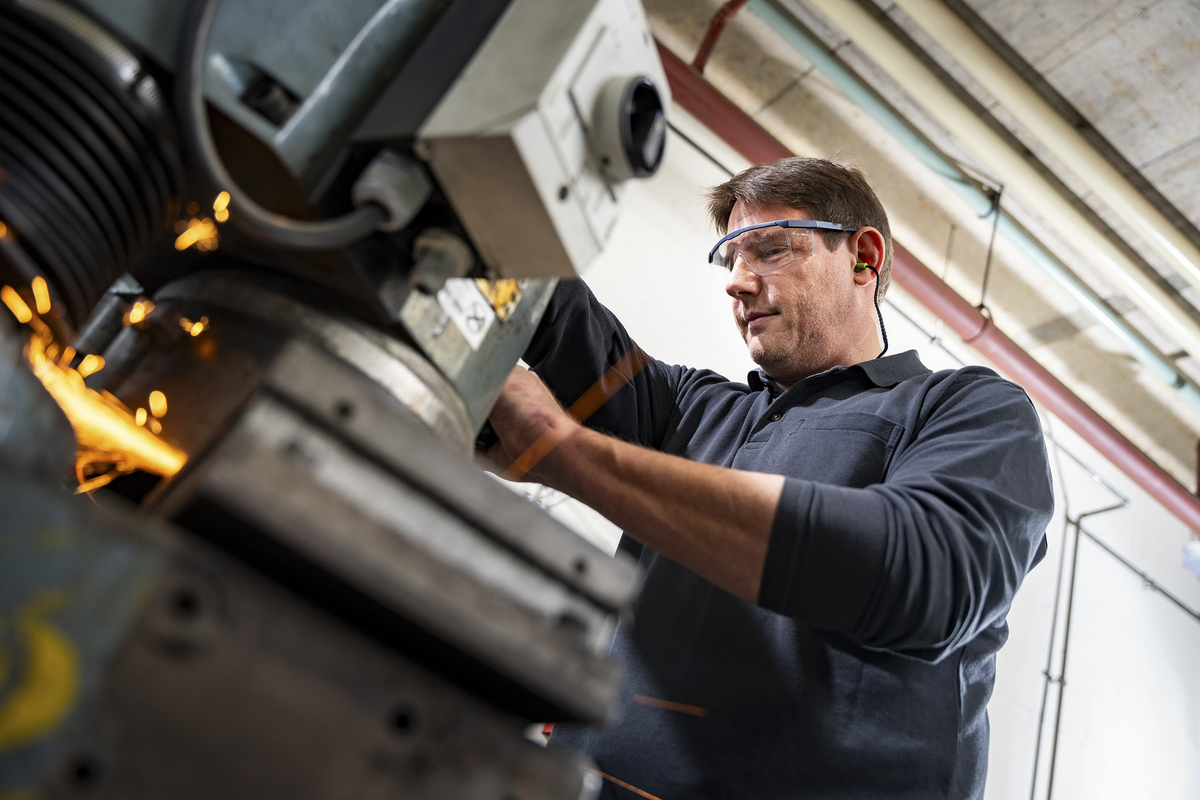 Earplugs with Cord - Image 3