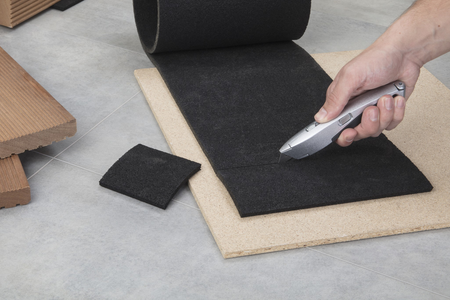 Trapezium Blade Knife with Retractable Blade - Image 4