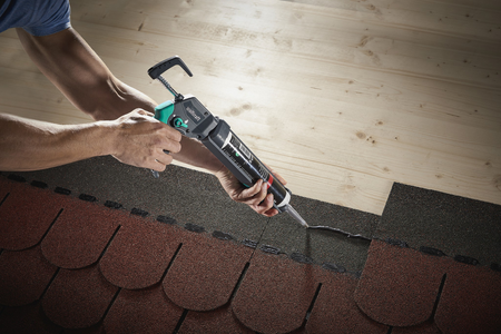 MG 400 Caulking Gun - Image 7