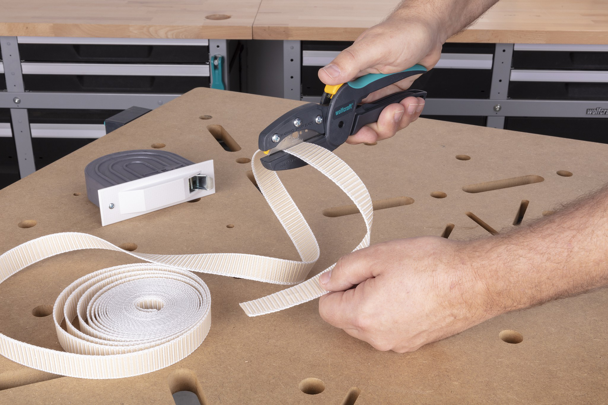megaCut S All-Purpose Cutter
