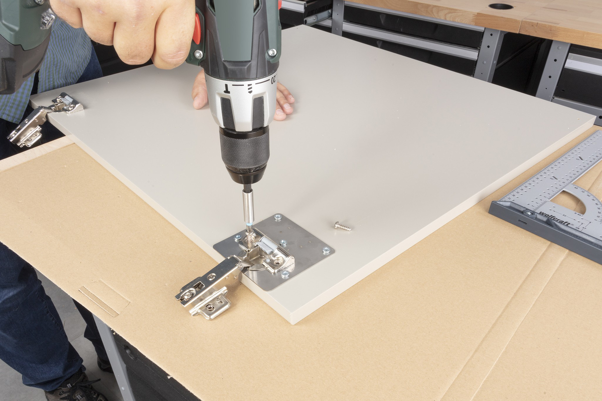 Repair Set for Cup Hinge – Door Side, 17 Pcs.
