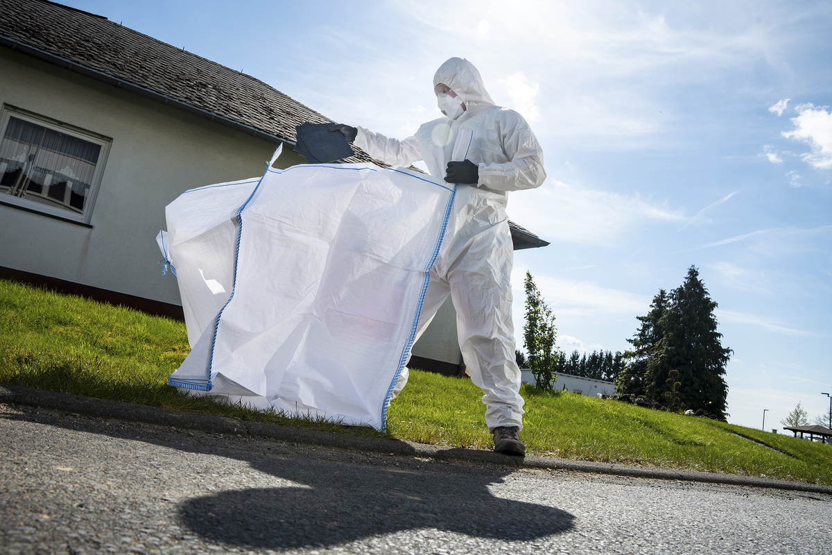 Disposable Coverall with Hood, L - Image 4