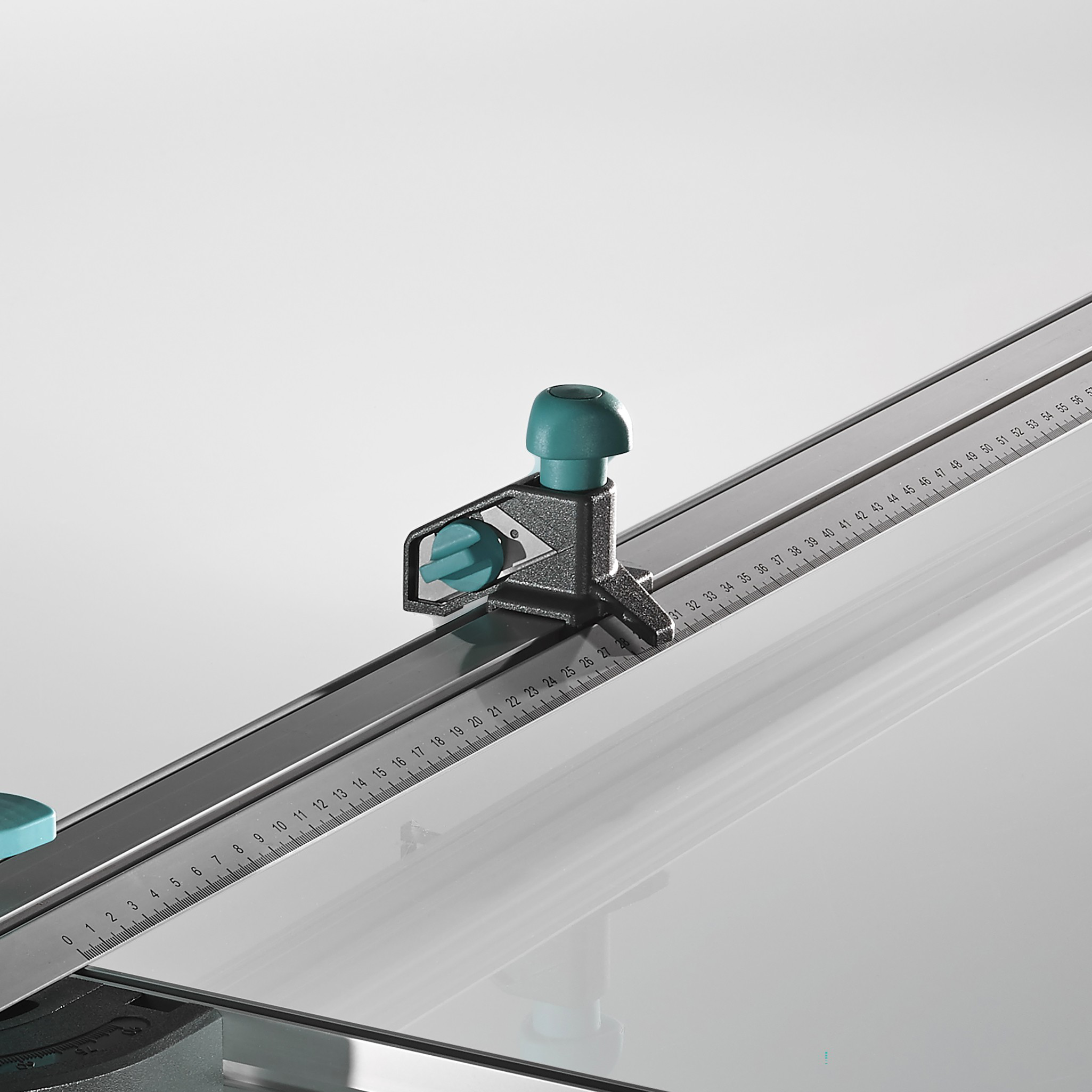 T-square with parallel cutter - Image 10