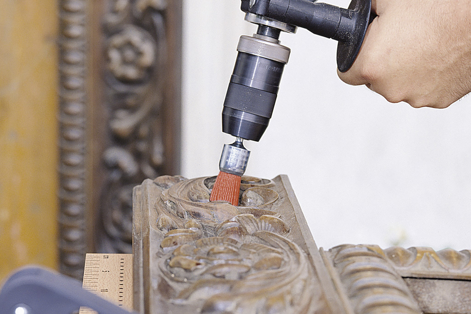 Nylon Wire End Brush, aggressive - Image 2