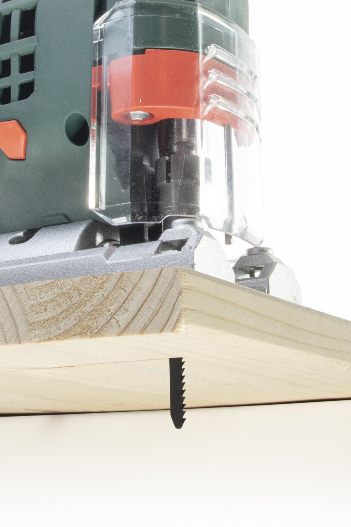 2 HCS Jigsaw Blades, T-shank, softwood, curved cut