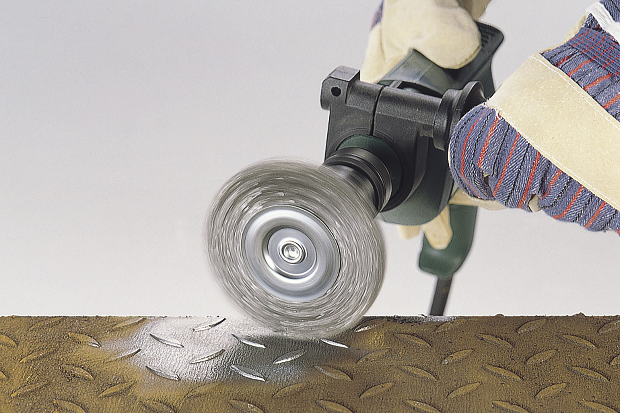 Steel Wire Wheel Brush - Image 4