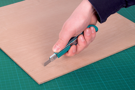 2C Plastic Snap-Off Blade Knife, 9 mm - Image 3