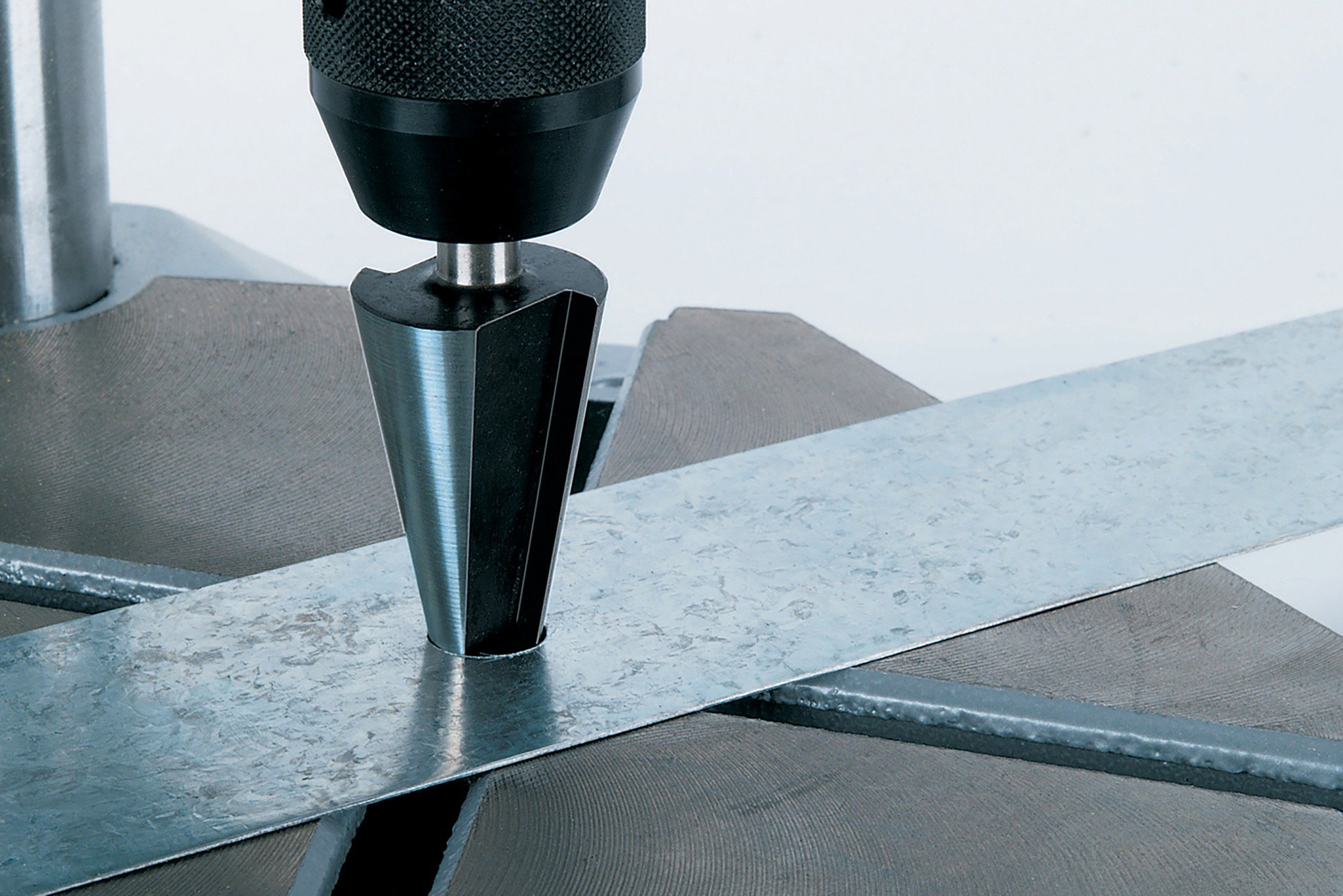 HSS Sheet Metal Cone Drill Bit, Round Shank - Image 2