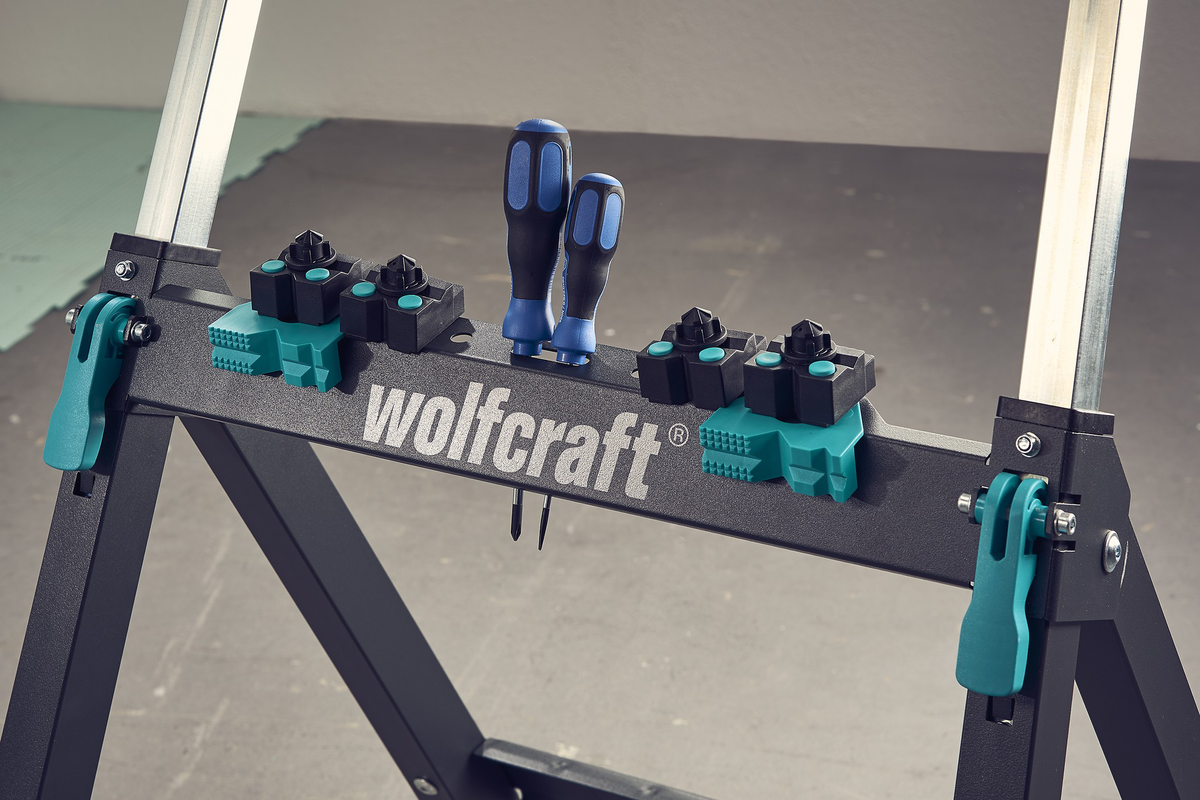 MASTER 750 ERGO Clamping and Machine Table