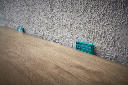 “Laying Laminate and Design Flooring” Success Kit