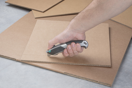 Professional “Auto-Load” Trapezium Blade Knife