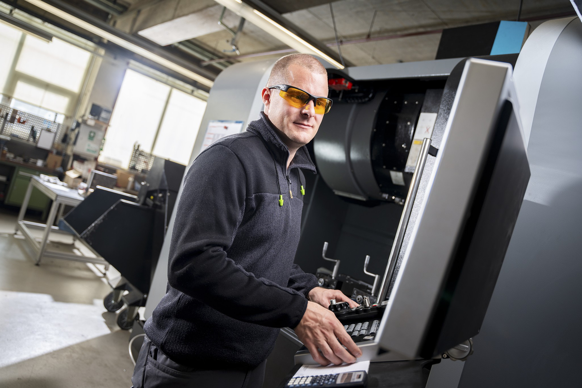 ERGO Anti-Blue Light Glasses - Image 2