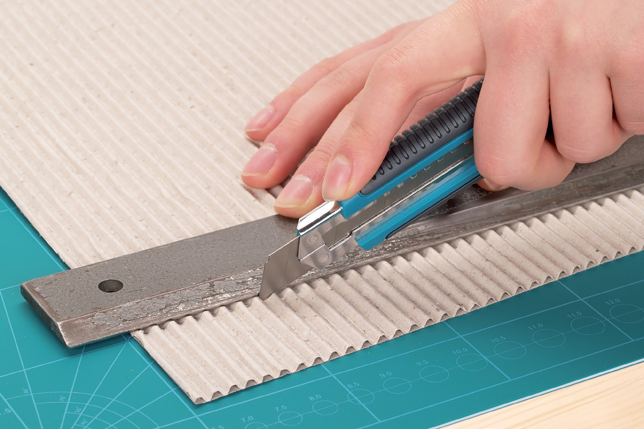 Standard Snap-Off Blade Knife 18 mm